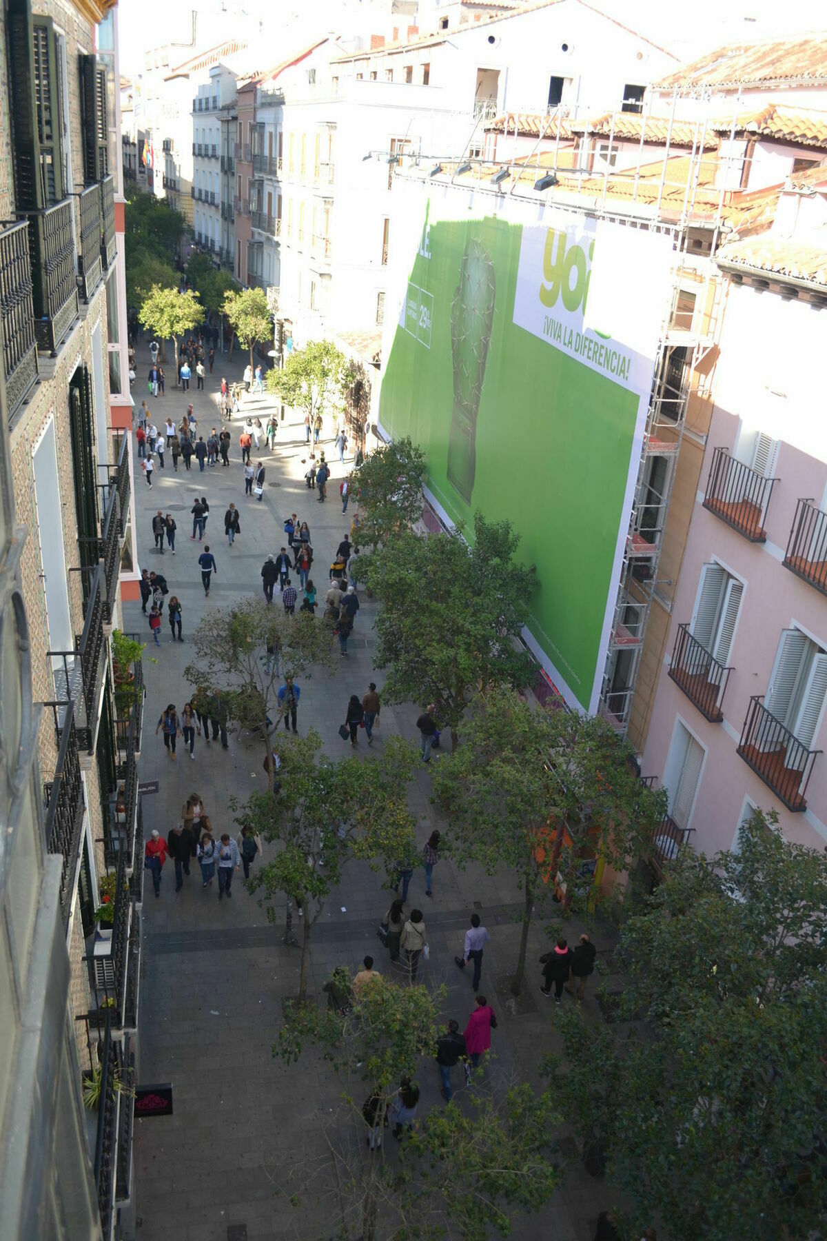 Hostal Meyra Madrid Exteriör bild